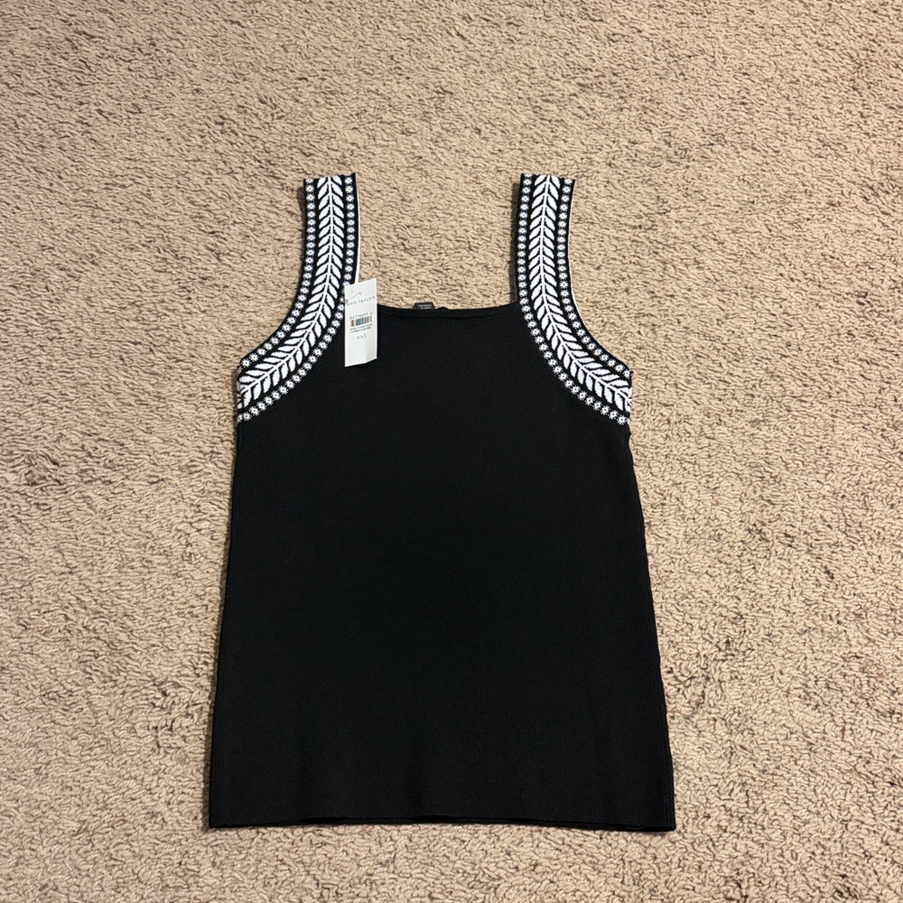 NWT Ann Taylor Black and White Sweater Tank Top XXS (fits 0-2)
